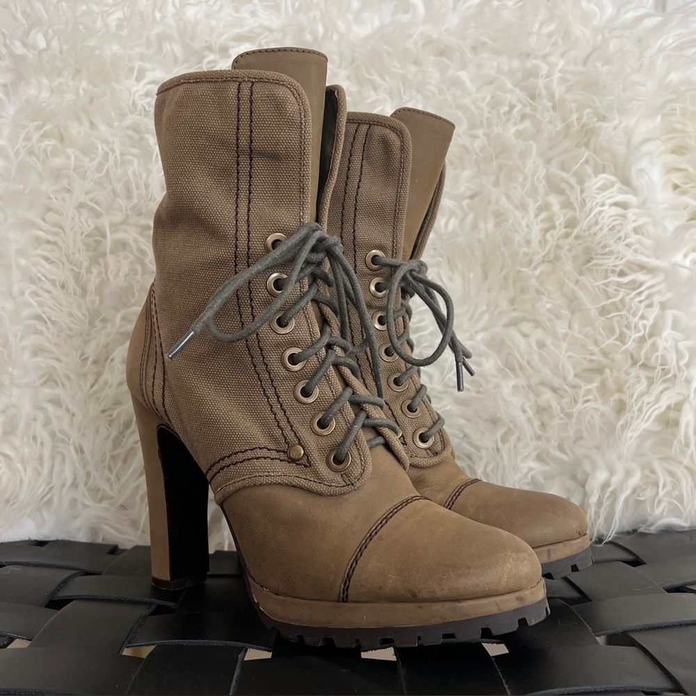 Modern Olive / Army Green Military Style Lace Up Ankle Boots